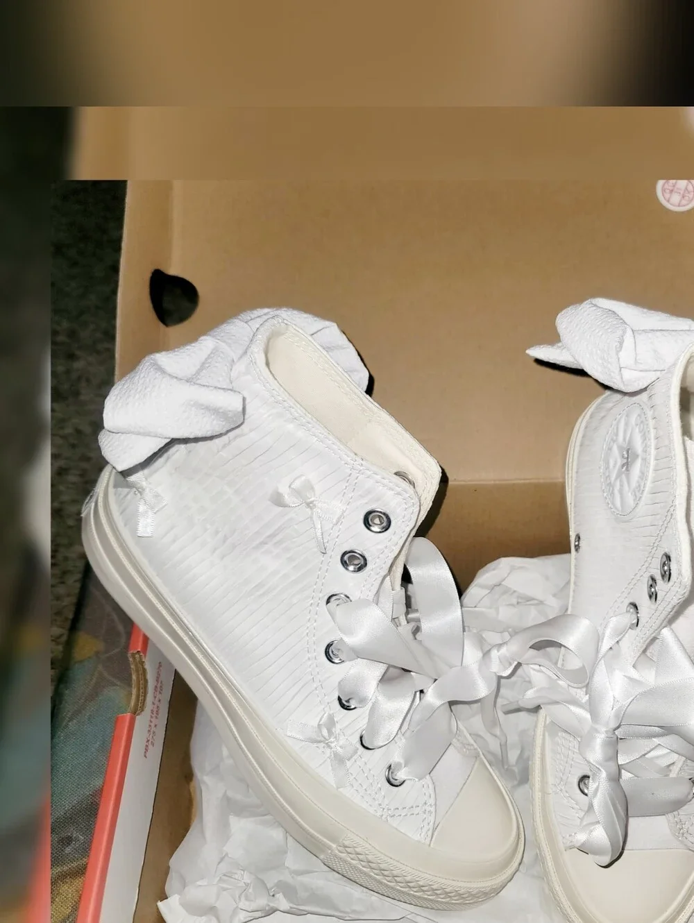 Chuck Taylor All Star 70 High Bows Size 6.5